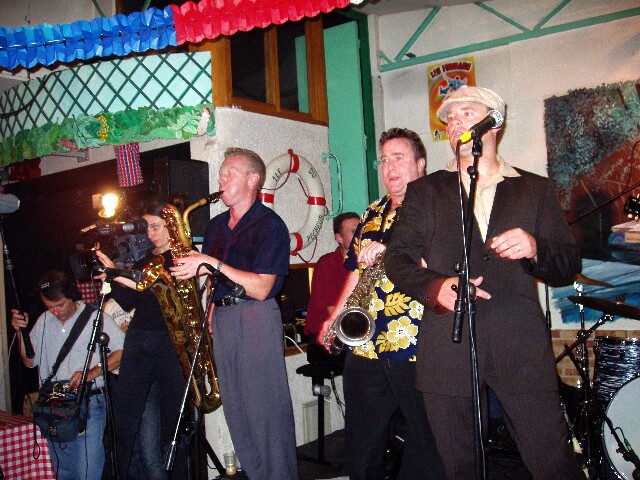 min 2004 08 29 GuinguetteMP 143
